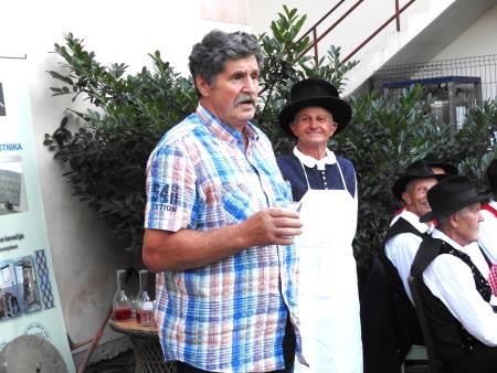 Skrbnik Borštnikove domačije Dane Novak se je zahvalil organizatorjem in sodelujočim za kvaliteten program